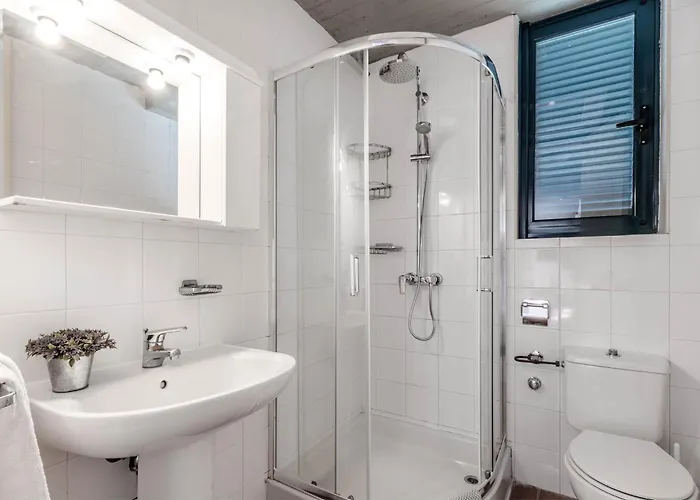 - Zante Villa
